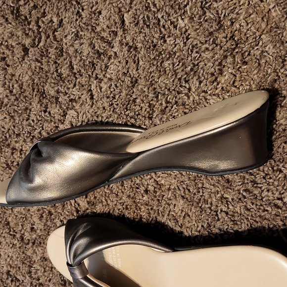 Daniel Green shoes 💚 - Picture 2 of 6